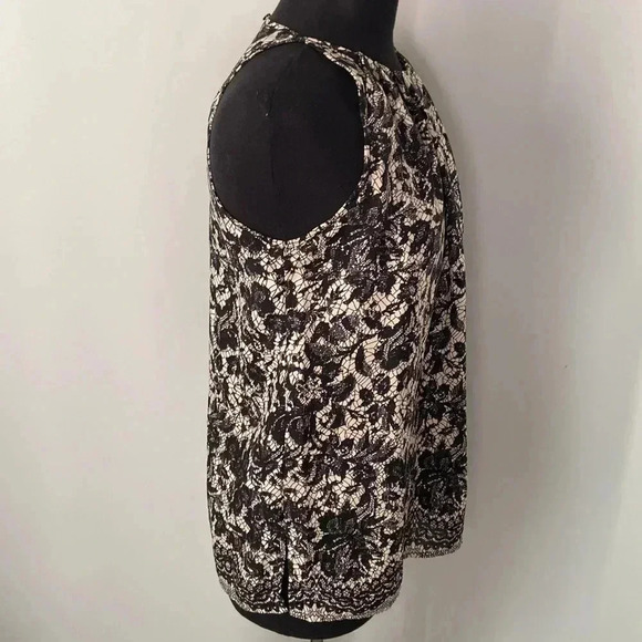 Violet & Claire | Tank Top Blouse - Picture 3 of 8